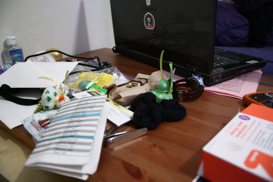 Why Your Desk Keeps Getting Messy (Even If You Clean It Often)
