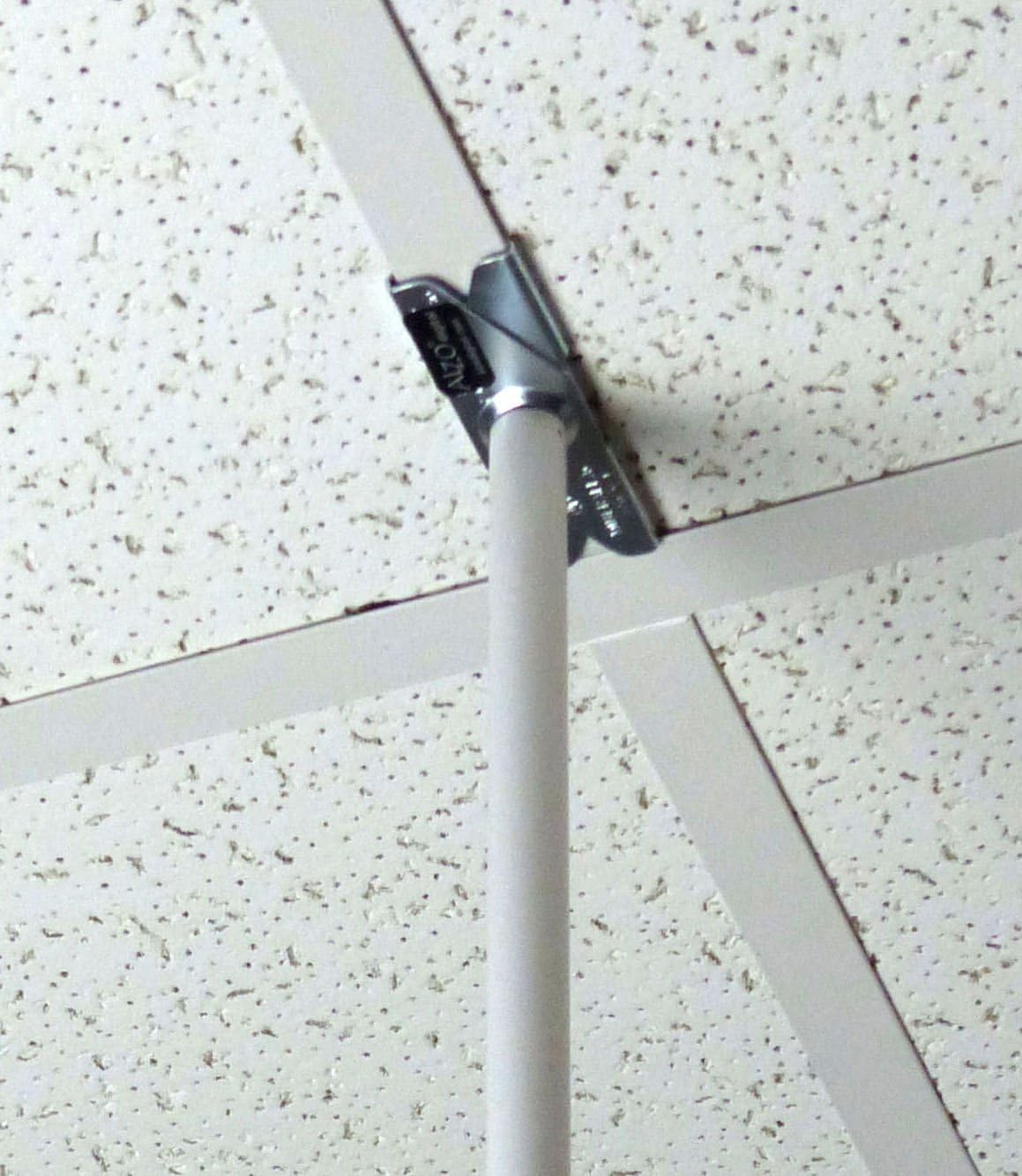 ALZO Short Suspended Drop Ceiling Video Projector Mount with Scissor Clamp for T-Bar Attachment with 10 Inch Drop