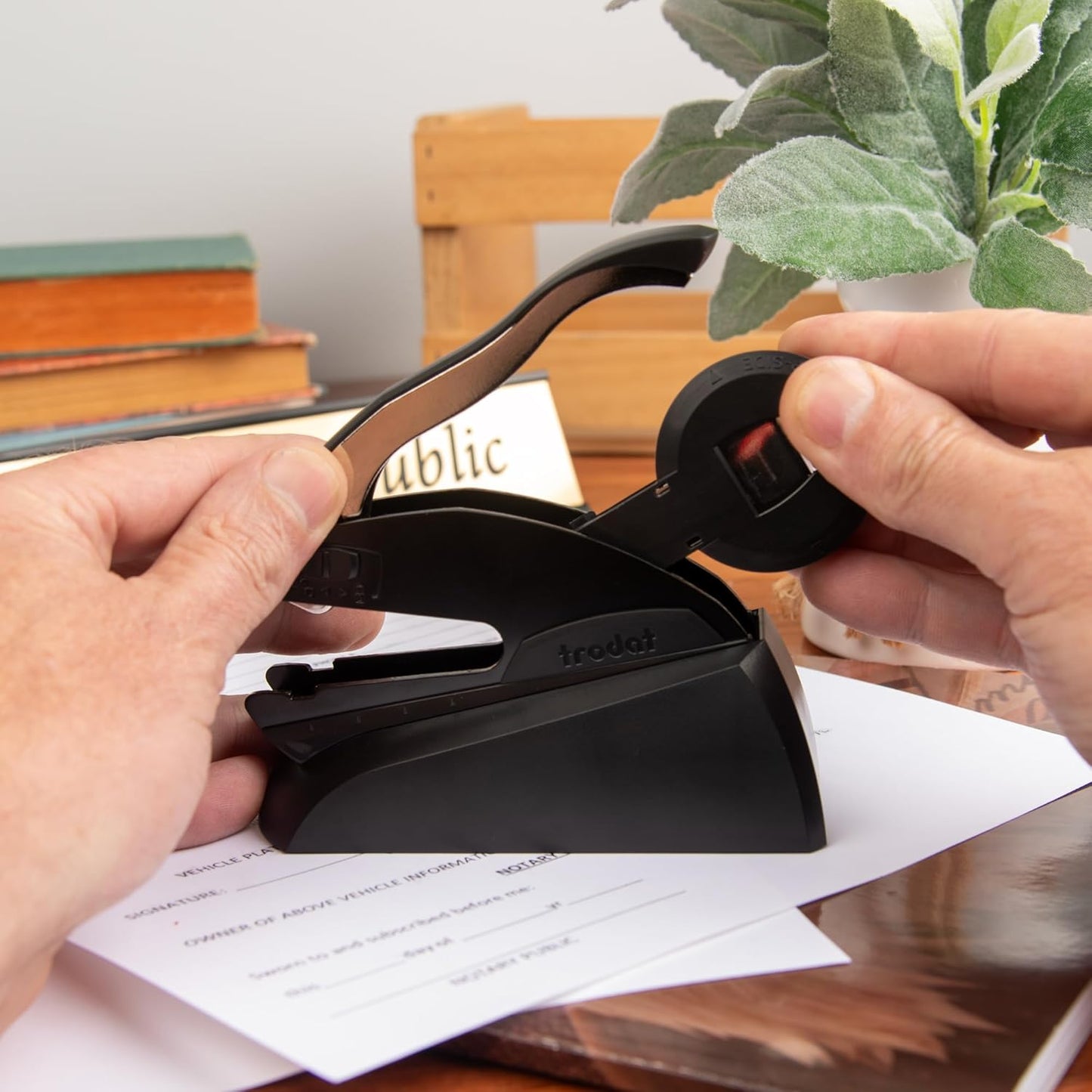 Maryland Round Notary Embosser | Official State Embosser | Official Seals | Meets State Specifications (Maryland, Round Embosser)