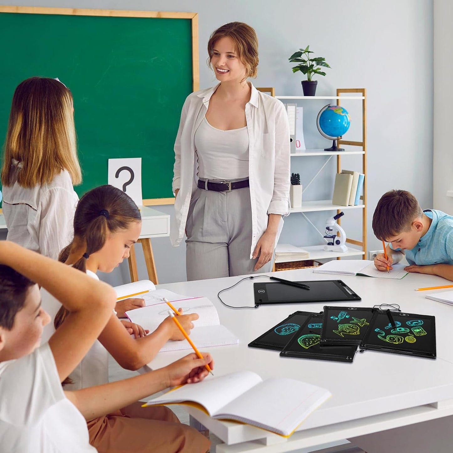 Tinlade 12 Pack LCD Writing Drawing Tablets 8.5 Inch Bulk Colorful Doodle Board Erasable Electronic Painting Drawing Pads Learning Toy Gifts for Kids Christmas School(Black)