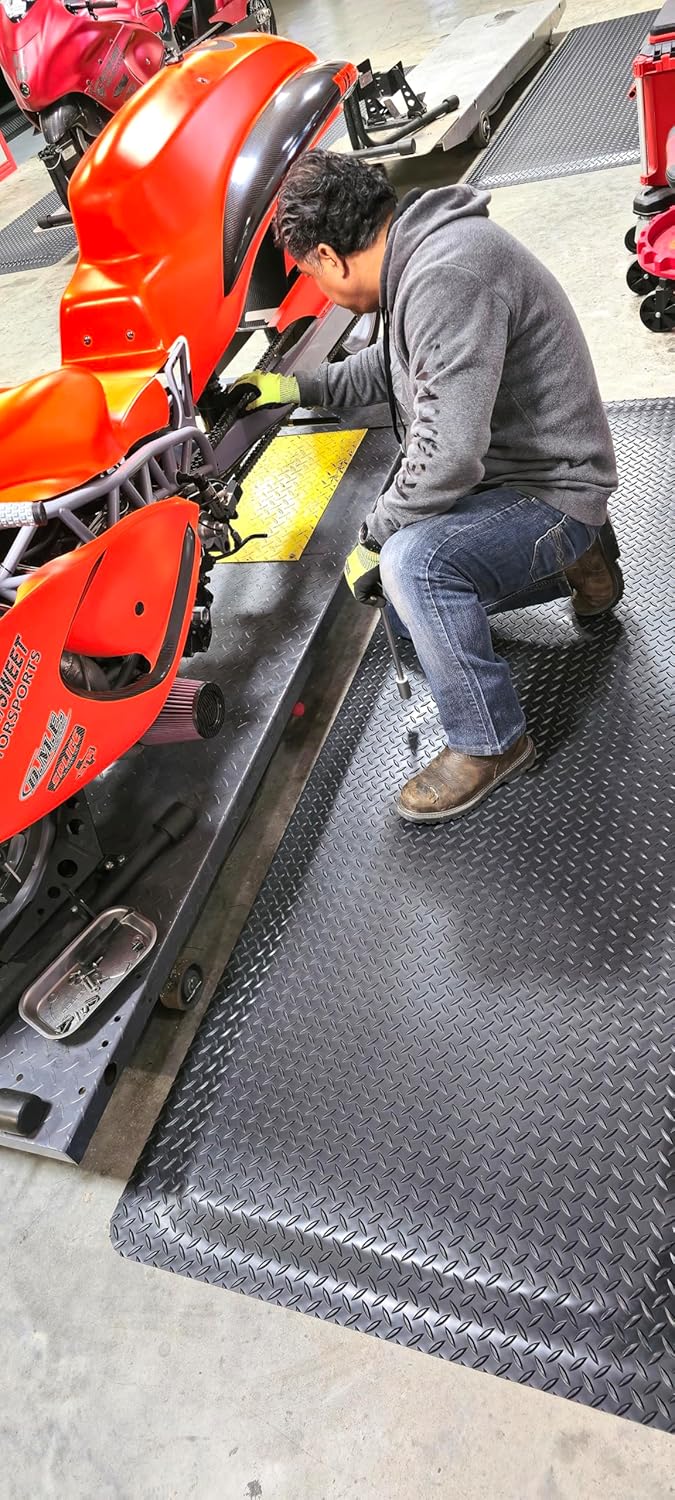 Rhino Mats, American Classic Diamond Anti-Fatigue Mats, Industrial Ergonomic Comfort Standing Mat for Work, Home, Garage, Office, Kitchen or Anywhere (Black 9/16" Thick, 4 FT. x 18 FT.)