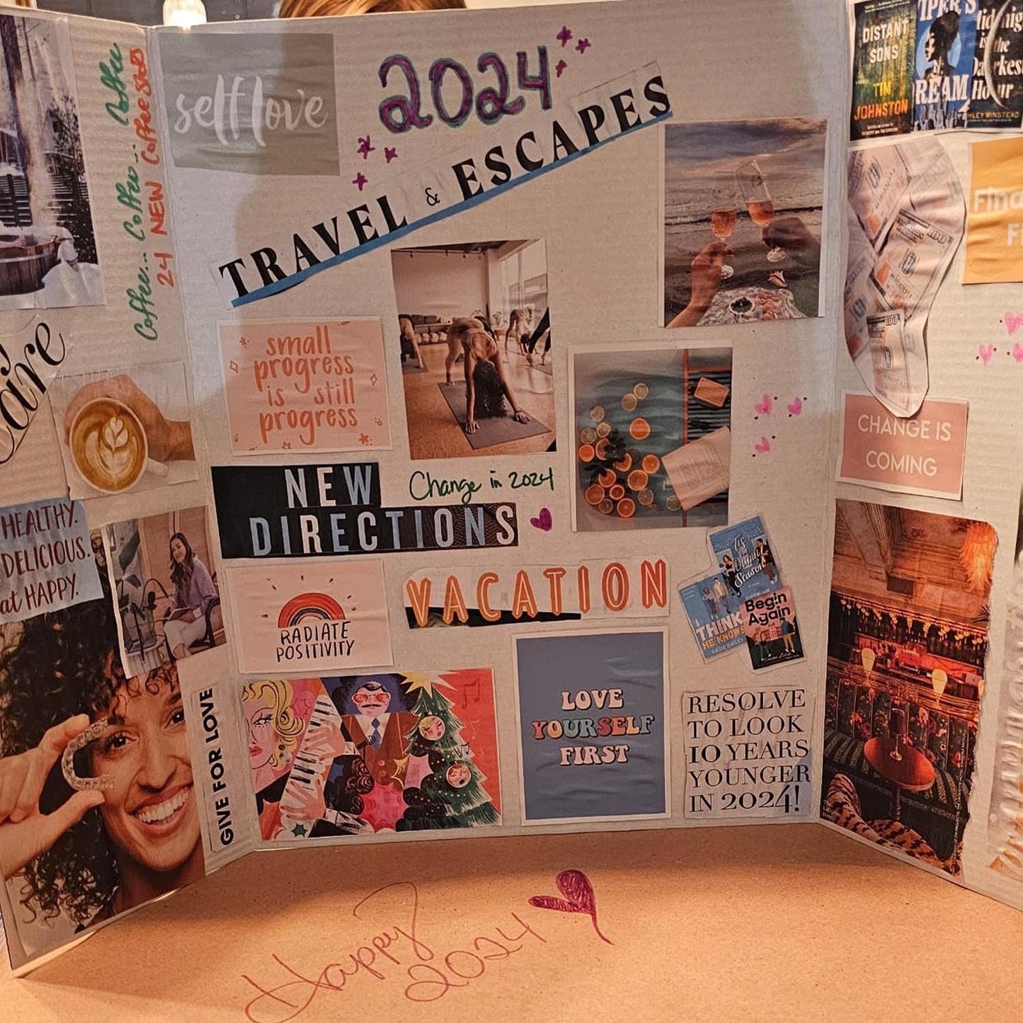 Medium Trifold Poster Board, 24 x 16inches Poster Board with Double Sided Tapes and Cardboard, Corrugated Presentation,Science Fair Display Boards for School Project, Science Fair, Business