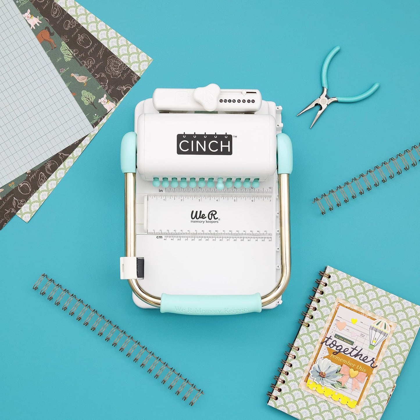 We R Memory Keepers Cinch Book Binding Machine Version 2, Mint, Easy to Use, Slide Ruler, Spiral Binding, Professional Books, Notebooks, Calendars